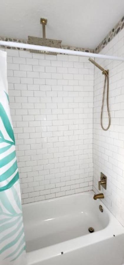 Pineapple Shores Inn Unit 1 デイトナ・ビーチ エクステリア 写真